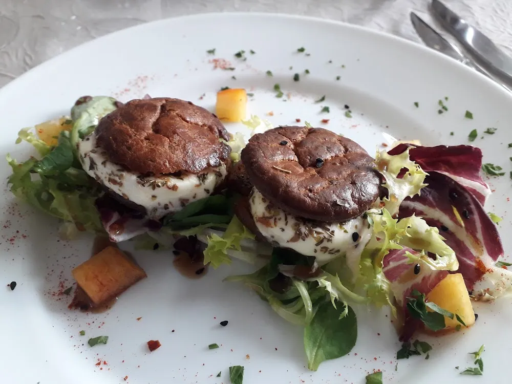 Profiterole Au Chevre